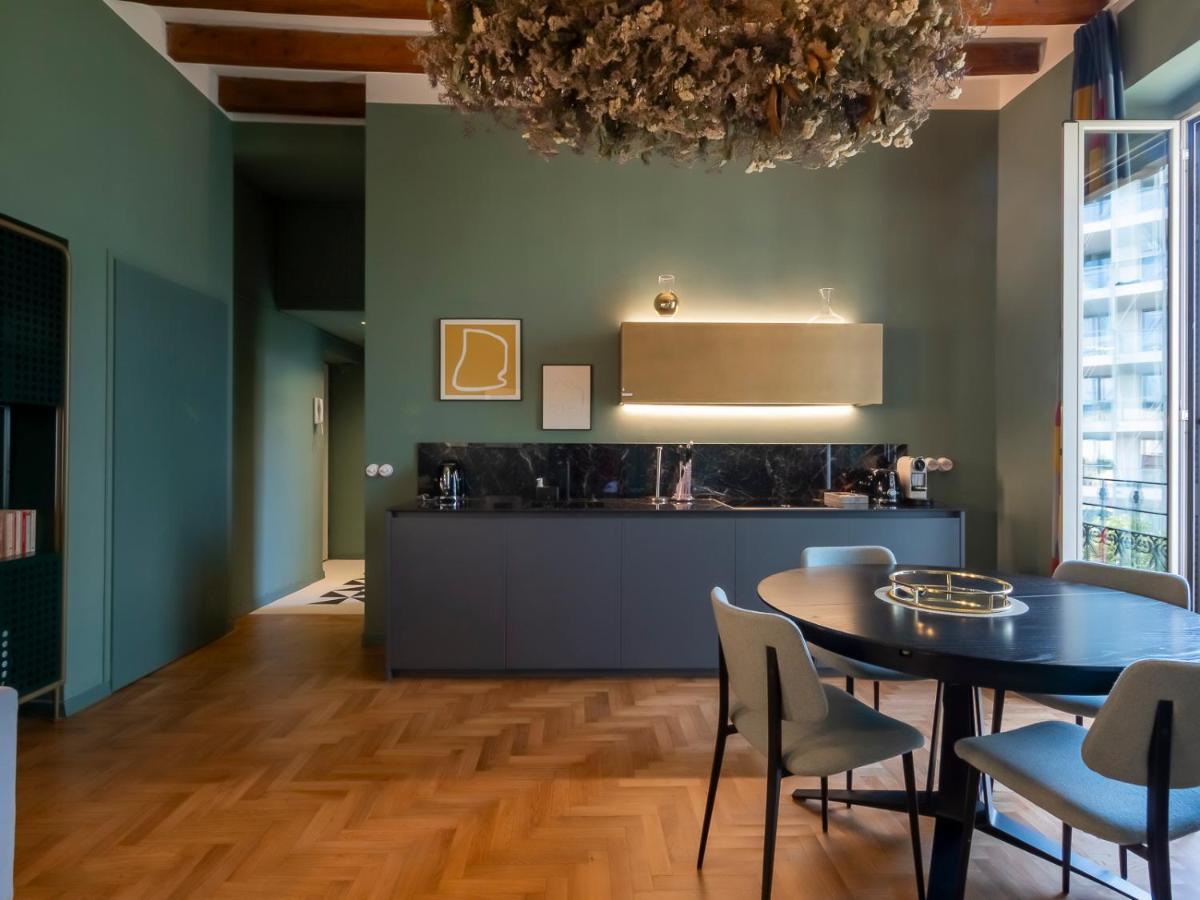 Luxury Apartment In Isola - Ca24 Милано Екстериор снимка