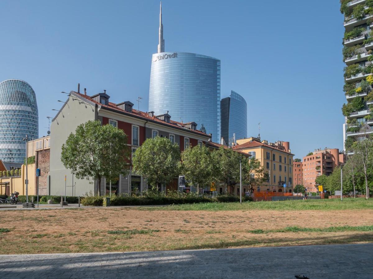 Luxury Apartment In Isola - Ca24 Милано Екстериор снимка