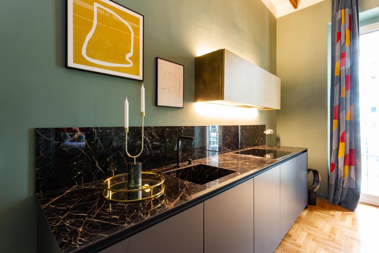 Luxury Apartment In Isola - Ca24 Милано Екстериор снимка