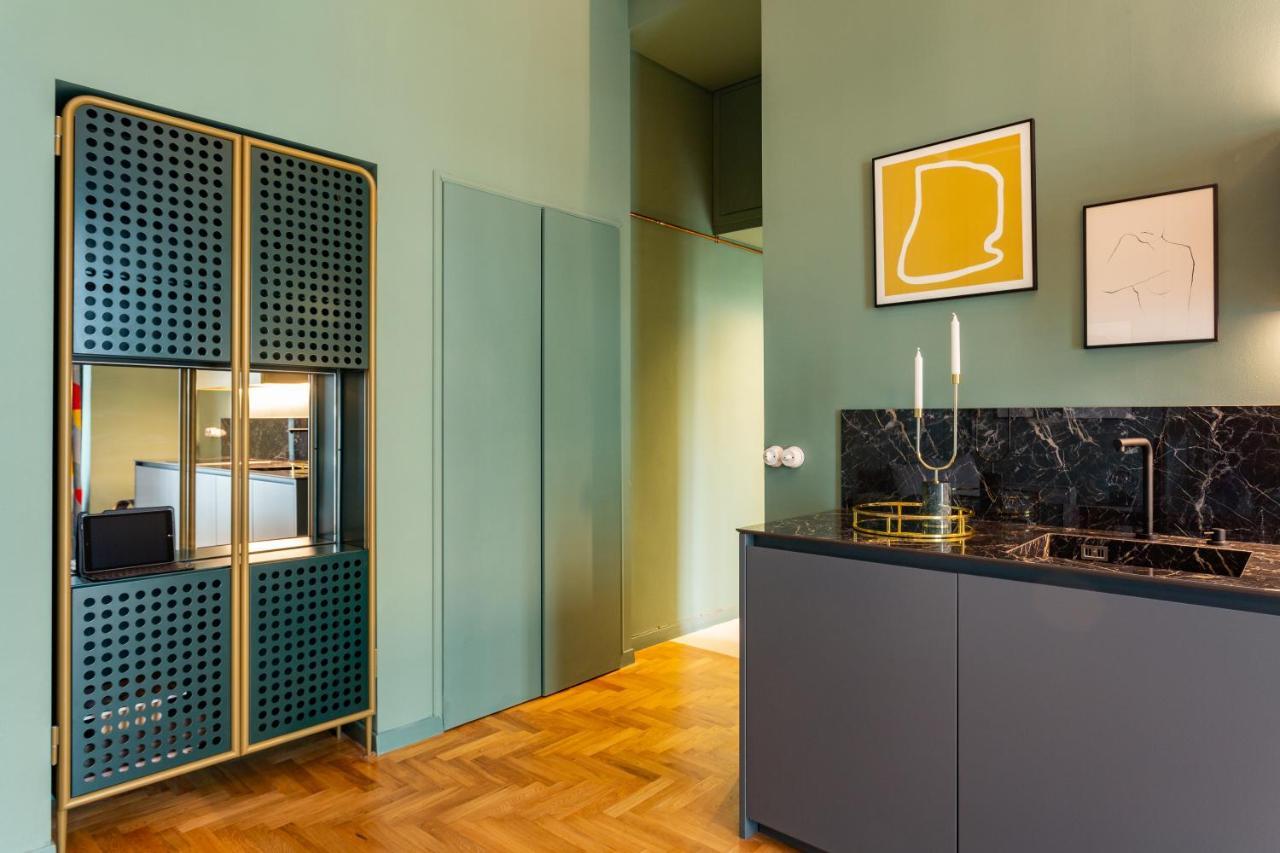 Luxury Apartment In Isola - Ca24 Милано Екстериор снимка
